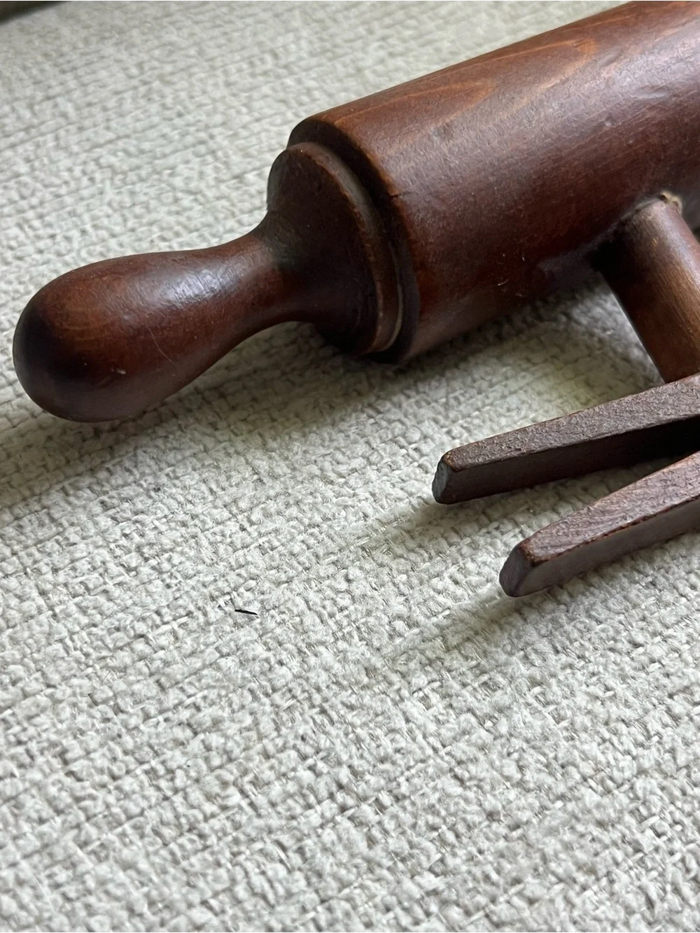 Vintage Wooden rolling pin memo holder - Dark Brown
